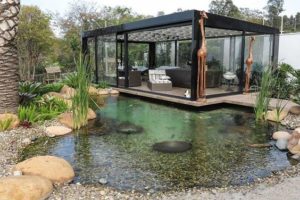 kolam ikan minimalis batu alam